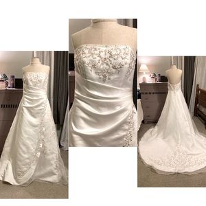 Beautiful David’s Bridal Gown Size 8 NWT